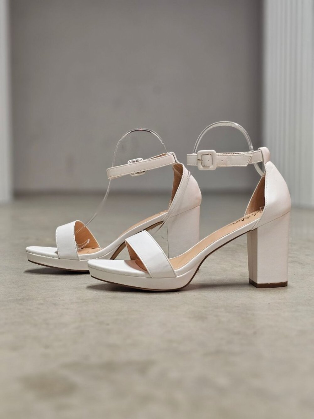 White Block Heel Sandal With Ankle Strap For Women - Elegant Design Ideal For Fo